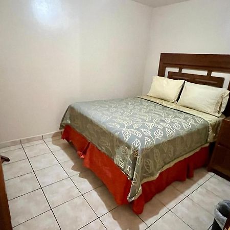 Del Bosque Tj Inn Tijuana Exterior foto